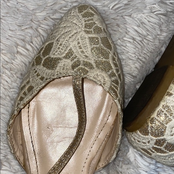 Gold/cream sparkle lace strappy pointy flats 8 - Picture 3 of 6